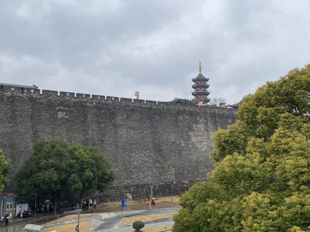 南京城と鶏鳴寺