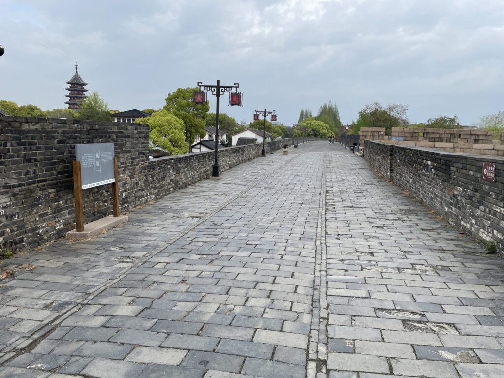 城壁・瑞光塔